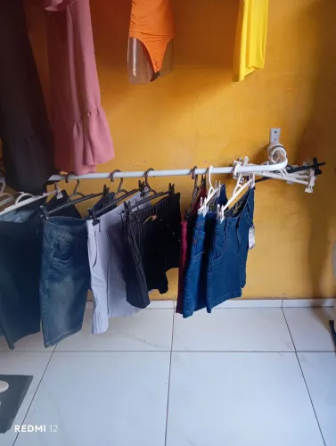 Vestuário e arara