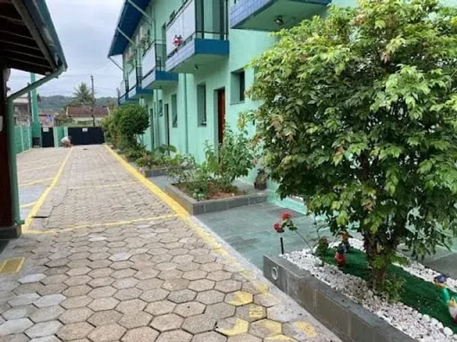 SOBRADO EM CONDOMÍNIO NA MELHOR PRAIA DE CARAGUATATUBA, COM LAZER PISCINA, ÁREA GOURMET, 0