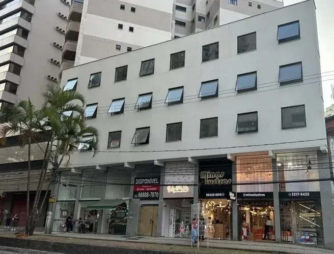 Sala comercial  com 80 m² no São Mateus em Juiz de Fora/MG