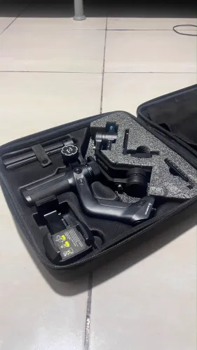 Estabilizador de câmera e celular