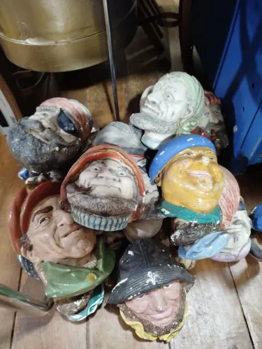 Cabeças de pirata de gesso