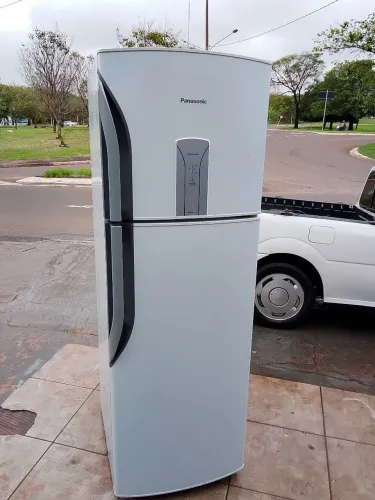 Geladeira Frost free 390 litros Panasonic