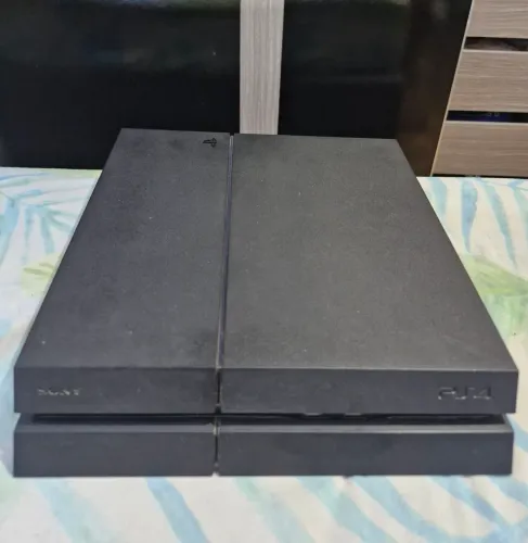 PLAYSTATION 4 500gb