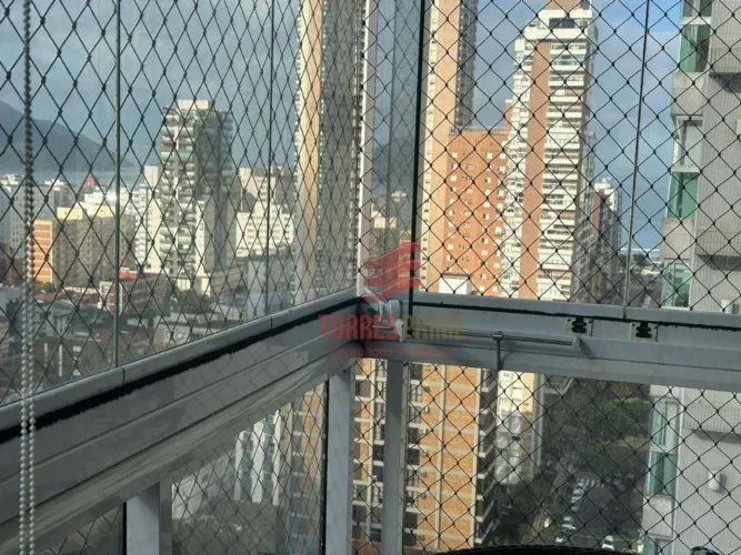 Apartamento 3 suites no edificio Poema para alugar