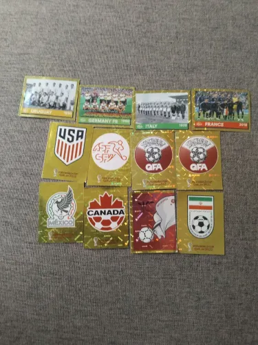 Figurinhas do Álbum da Copa de 2022 (Figurinhas douradas, OBS: cada uma por R$ 10).