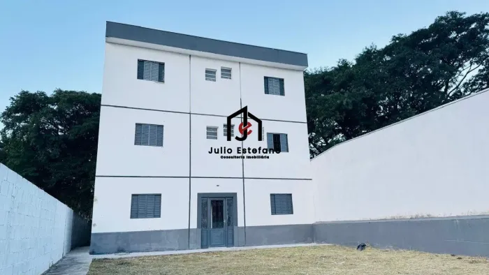 Apartamento com 2 dormitórios no bairro Jardim Regina em Pindamonhangaba