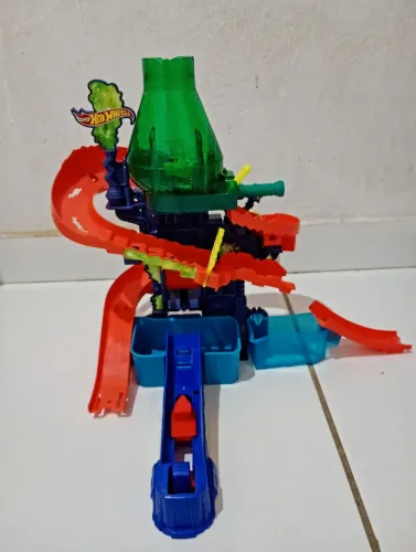 PISTA HOT WHEELS LABORATÓRIO CIENTÍFICO