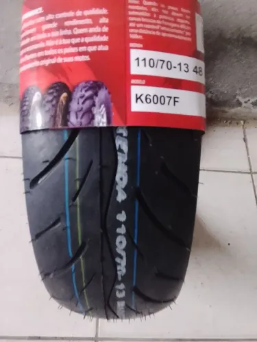 pneu dianteiro da Yamaha n.max 