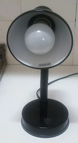 Luminária de mesa