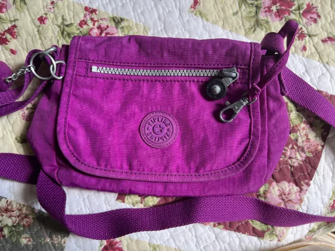 Bolsa Kipling Roxa