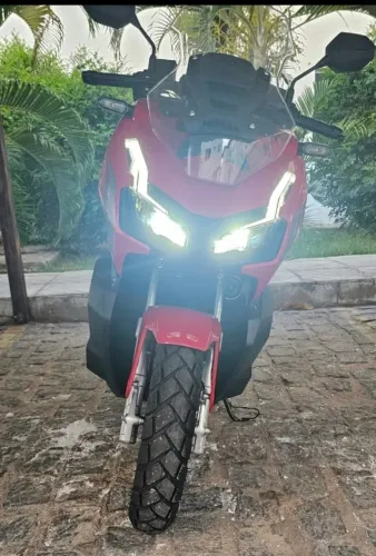 ADV 160 EM ESTADO DE OKM 