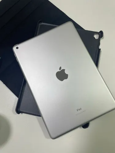 iPad 9