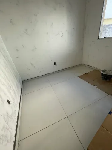 Pedreiro e construtor