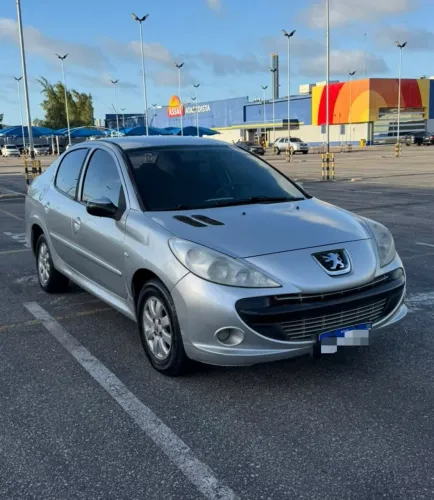 Peugeot 207 Sed. Passion XR Sport 1.4 Flex 8V 4P 2011