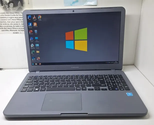 Notebook samsung 4gb de memória ram 500GB de hd Windows 10 64bits pacote office!!
