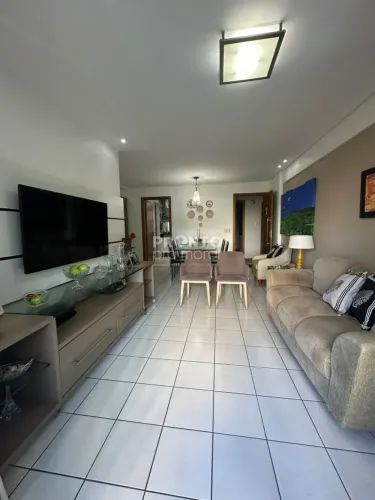 NO ESPINHEIRO: APARTAMENTO COM VISTA PARA AS COPAS DAS ÁRVORES E O CONFORTO QUE SUA FAMÍLI