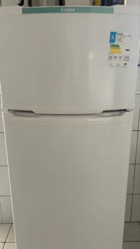 Geladeira Consul semi nova