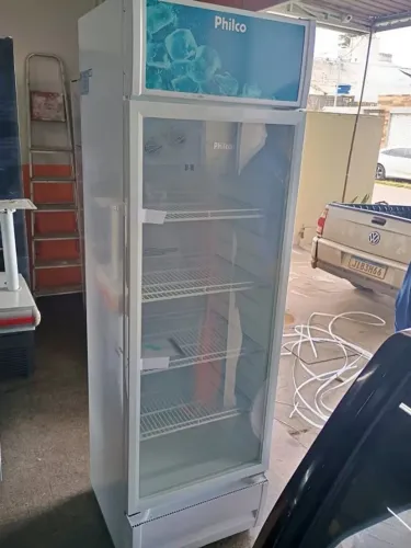 REFRIGERADOR EXPOSITOR PHICO 309LITROS
