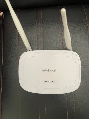 Vendo roteador wi-fi branco