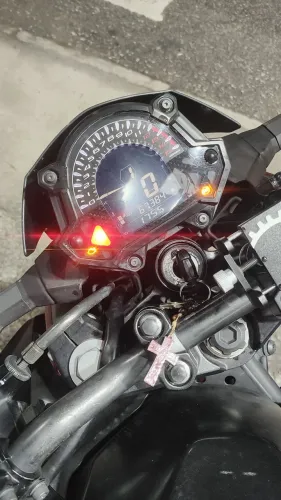 Z400 repasse em bom estado