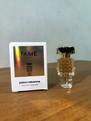 Perfume Fame Poco Rabane miniatura