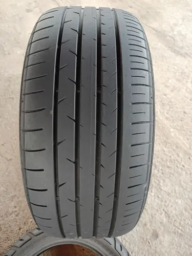 Pneu Dunlop aro 17 215 50 Sport Maxx 050+ seminovo