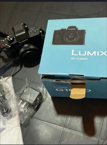 LUMIX G100D