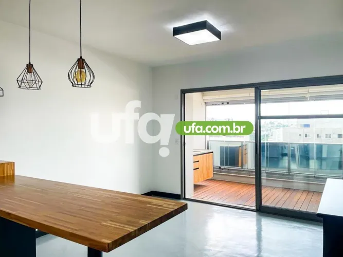 Apartamento para alugar na Barra Funda, com 1 quarto, 52m²