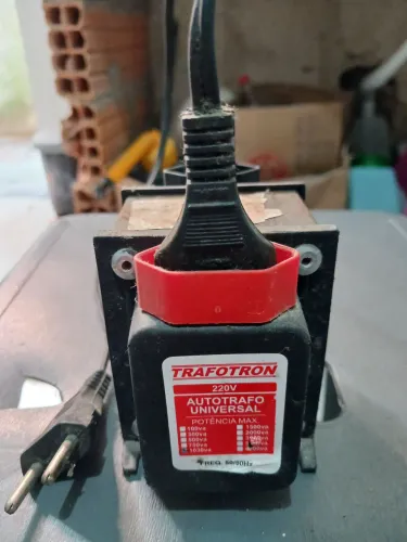 TRANSFORMADOR- Paguei 130$ QUERO 70$ ,,,,,WhatsApp *