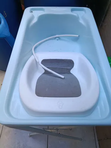 Banheira com suporte