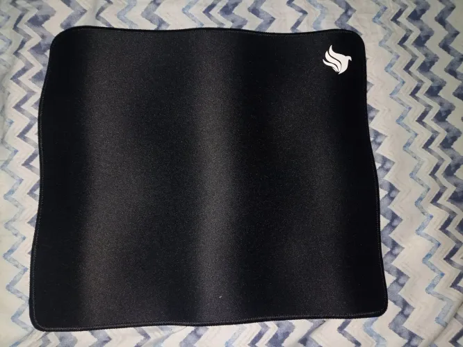 VENDO KIT DA PICHAU GAMER. TECLADO MECÂNICO 60% COM RGB. MAUSE GAMER COM RGB E MAUSE
