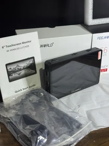 Feelworld F6 Plus monitor 4k 6 + 2 baterias Led Np-f970 + Carregador Duplo