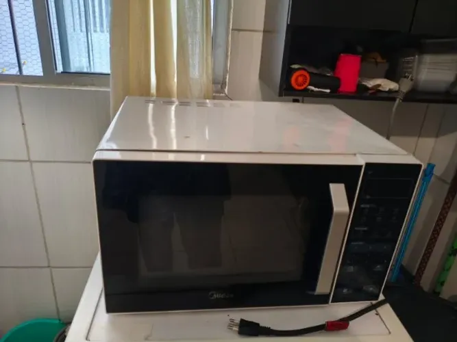 Microondas 27L