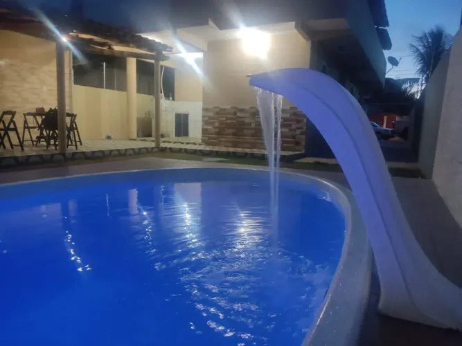 Casa com Piscina em Arembepe