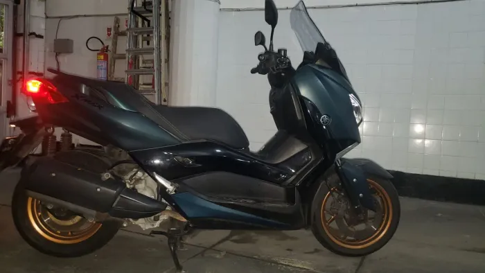 Yamaha xmax 250
