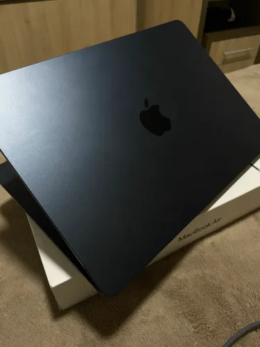 MacBook Air M2 8gb 13.6