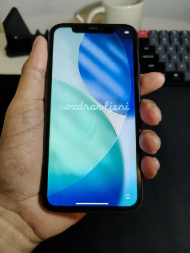 iPhone 11 64GB