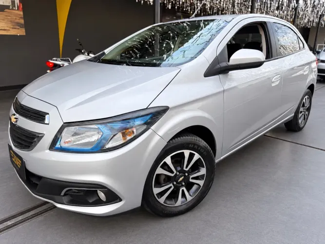 Chevrolet Onix Hatch LTZ 1.4 8V Flex Mec. 4P 2014