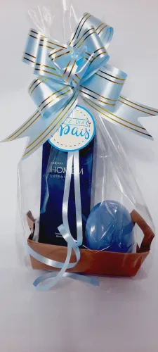 KIT CREME DE BARBEAR NATURA HOMEM  1 unidade de Sabonete AvonE 1 SABONETE ENCANTADOR AVON 