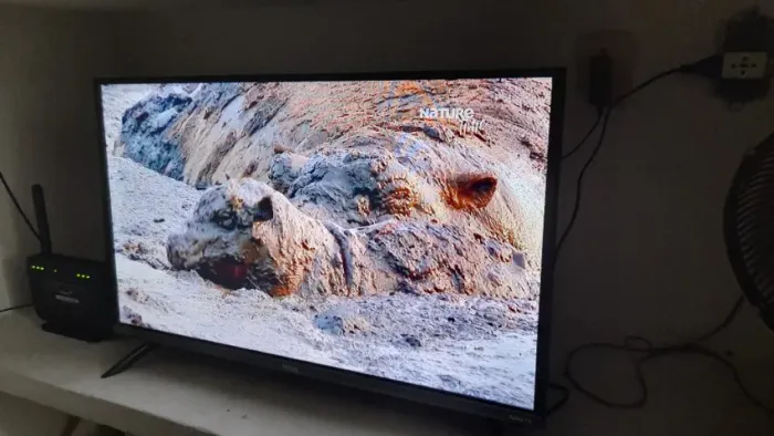 Smart TV na caixa com garantia