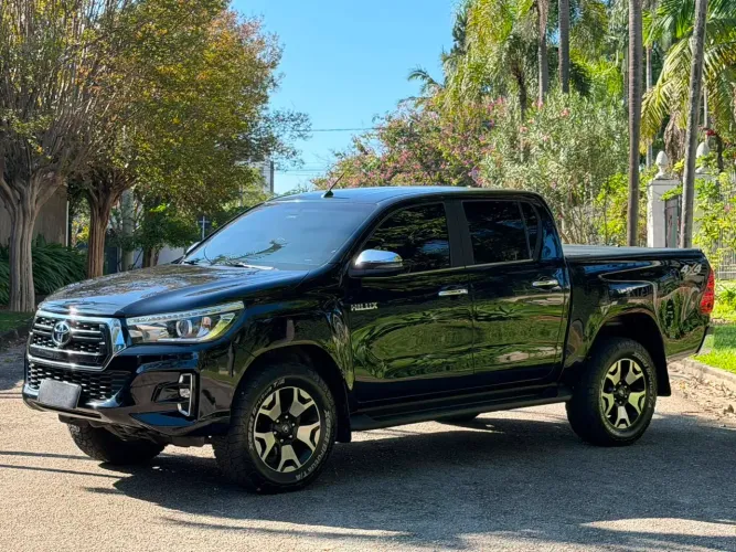 Toyota Hilux CD SRX 4X4 2.8 TDI 16V Diesel Aut. 2020