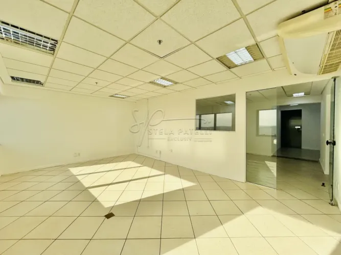 Sala comercial de 75m² com 02 lavabos para locação - Alto da Boa Vista