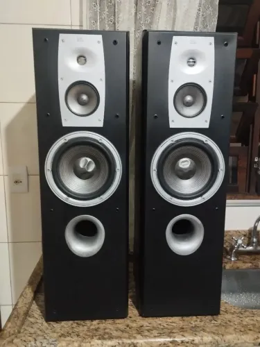 Caixas acústicas JBL torre Northridge N38 11