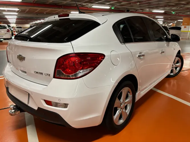 Chevrolet Cruze HB Sport LTZ 1.8 16V Flexp. 5P AUT 2014