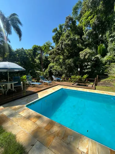 Linda casa a passos da praia do Felix, com piscina!