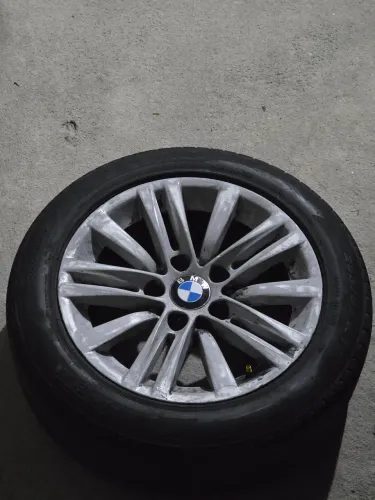 Roda Estepe  BMW c/Macaco e chave de rodas 