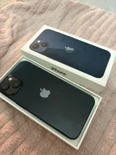 iPhone 13 normal 256gb semi novo com caixa