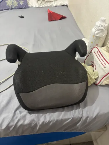 Cadeirinha de carro elevado