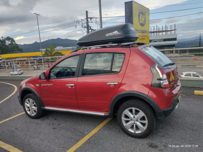 Renault Sandero Stepway Hi-power 1.6 8V 5P 2013