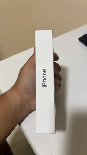 VENDO CAIXA DE IPHONE 15